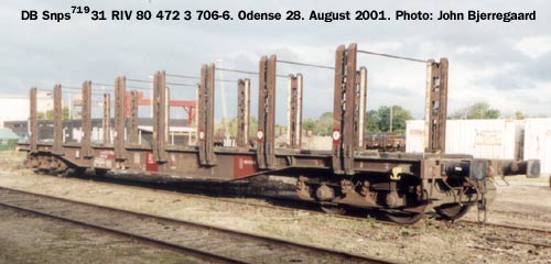 DB Snps 719 31 RIV 80 DB 472 3 706-6, Waggon Union Siegen 1983 / 128880, Odense 28. august 2001.
