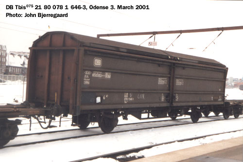 DB Tbis 075 21 RIV 80 DB 078 1 646-3, Odense 3. Marts 2001