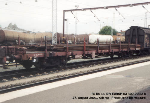 FS Rs 11 RIV-EUROP 83 390 0 323-8. Odense 27. august 2001