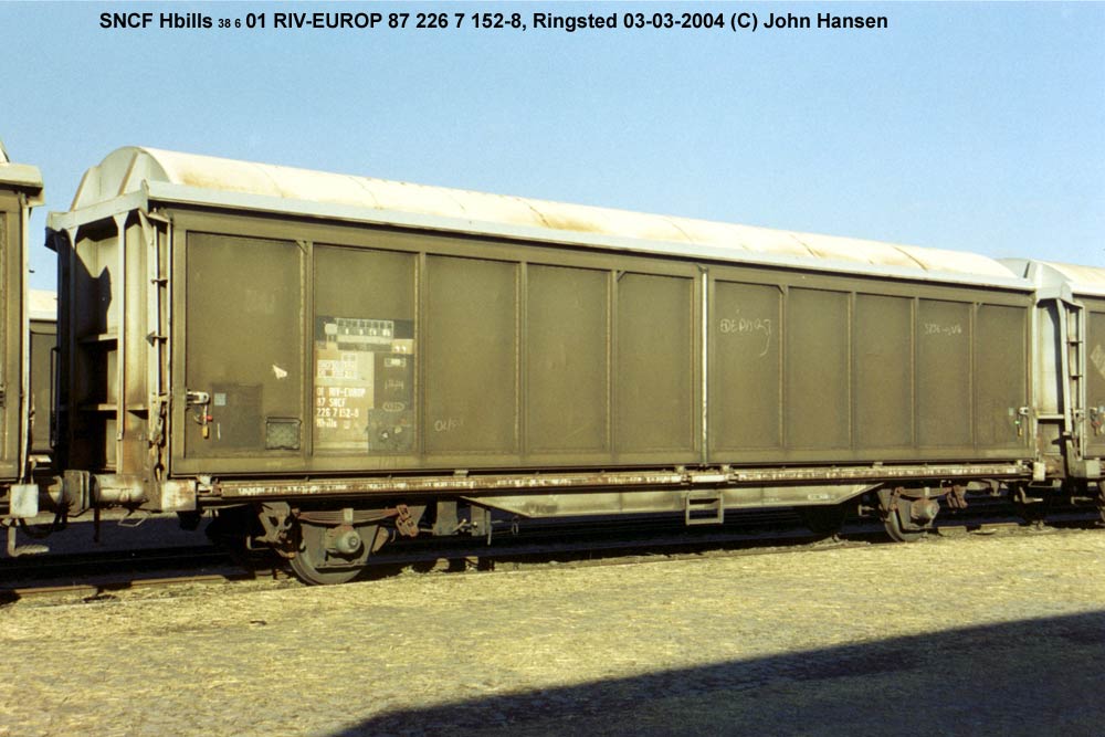 SNCF Hbills <u>38</u> 2 01 RIV-EUROP 87 226 7 152-8, Ringsted 3. marts 2004