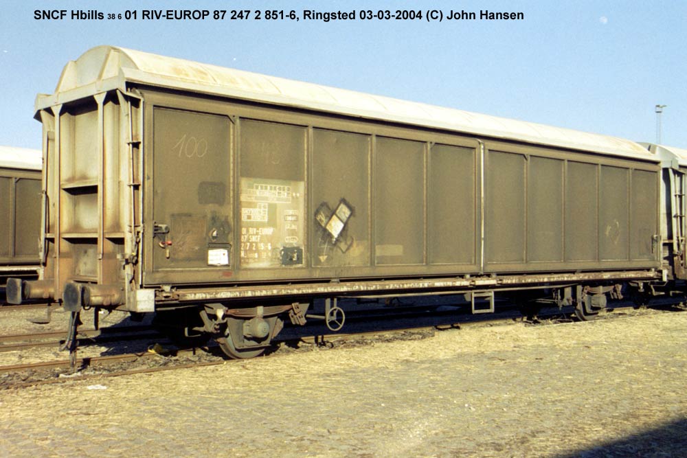 SNCF Hbills <u>38</u> 2 01 RIV-EUROP 87 247 2 851-6, Ringsted 3. marts 2004